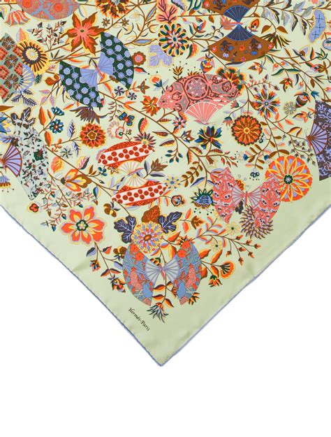 Hermès Fleurs et Papillons de Tissus Silk Scarf 